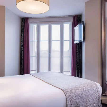 Hotel De Neuve By Happyculture 3*