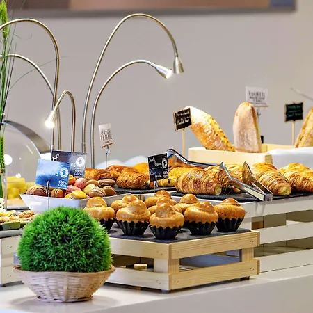 Mercure Vaugirard Porte De Versailles Hotel Paris