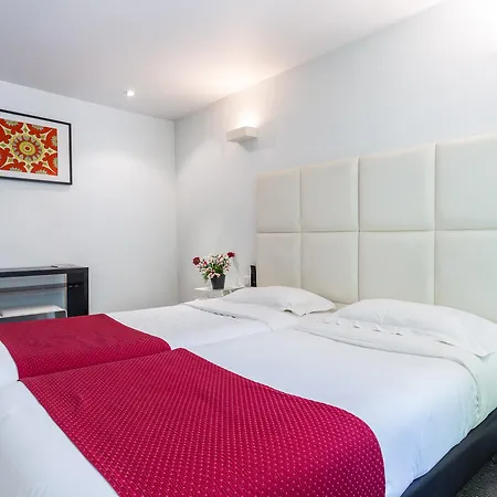 The Originals City, Lecourbe, Tour Eiffel Hotel Paris
