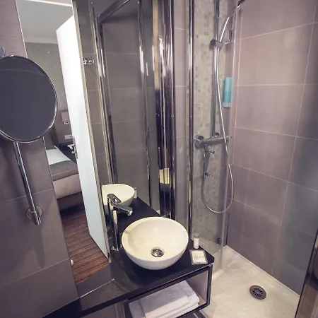 Timhotel Tour Eiffel 3* Παρίσι