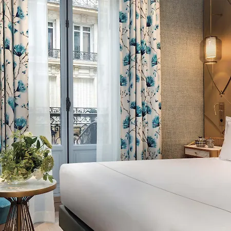 La Demeure Montaigne Hotel Paryż