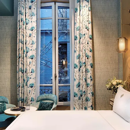 La Demeure Montaigne Hotel Paris