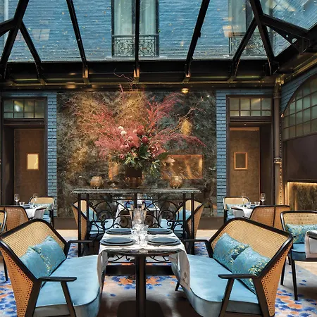 La Demeure Montaigne 5* Paris