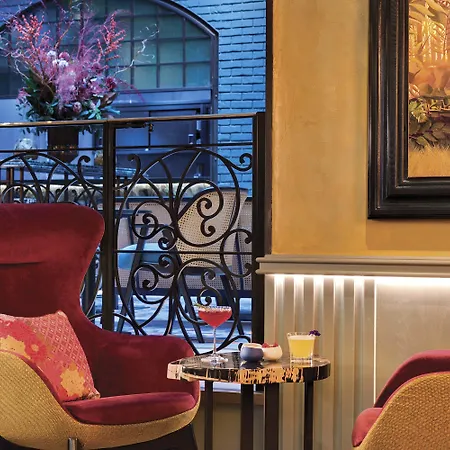Hotel La Demeure Montaigne Paryż