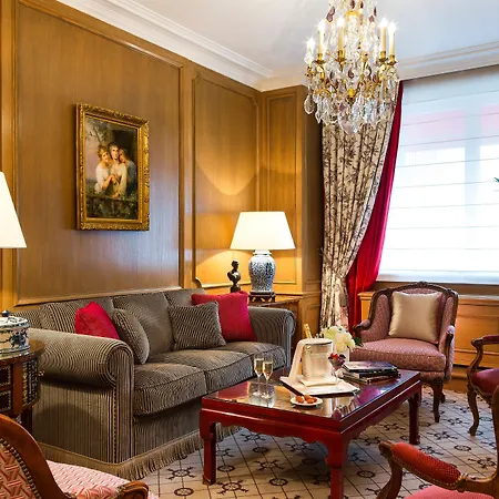 San Regis Hotel 5*