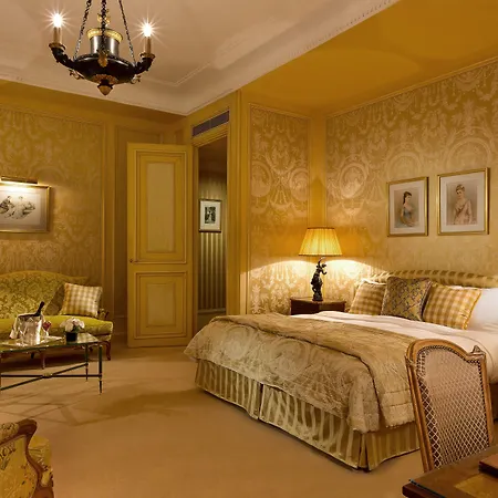 San Regis Hotel