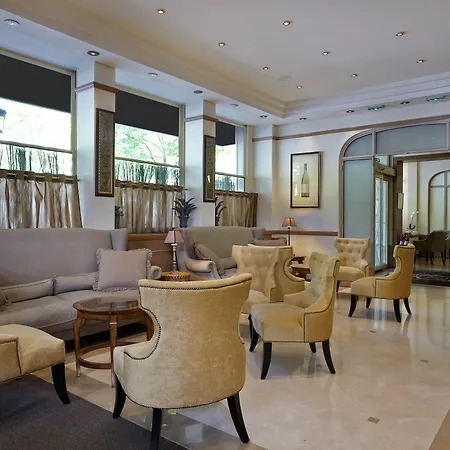 Royal Champs Elysées Hotel 4*