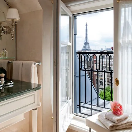 Hotel Four Seasons George V 5*
