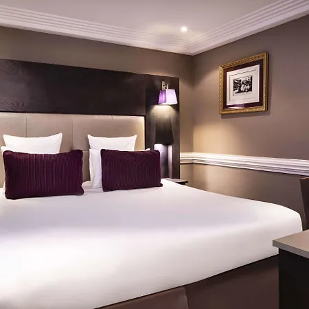 Elysees 3* Paris