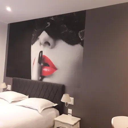 Le Glam's 3*