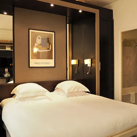 Du Jeu De Paume Hotel 4*