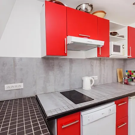 45m Near The Louvre Museum Apartment