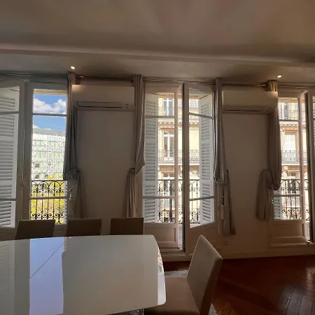 Champs-elysees - Hala Apartment Paris
