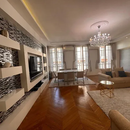 Champs-elysees - Hala Apartment Paris