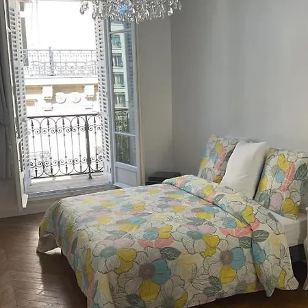 Champs-elysees - Hala Apartment Paris