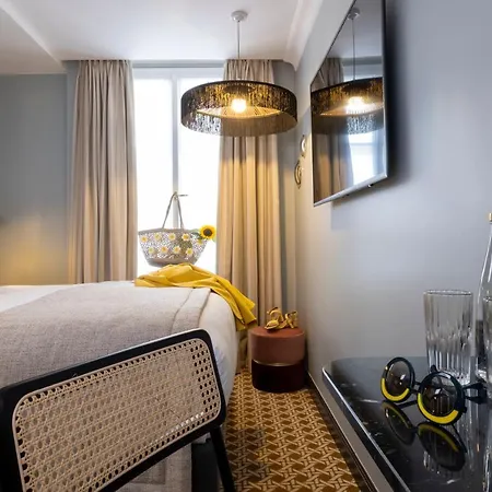 Bloum Hotel