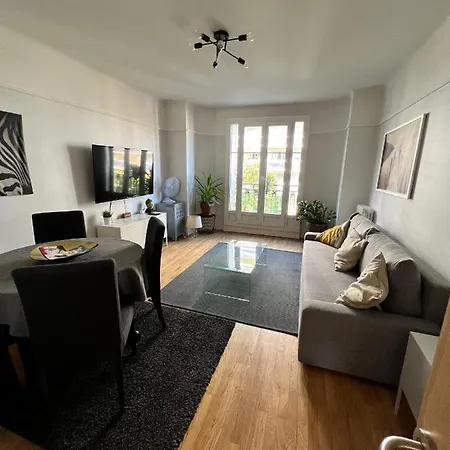 Grand F2 Vue Sur La Maison De Georges Brassens Apartment