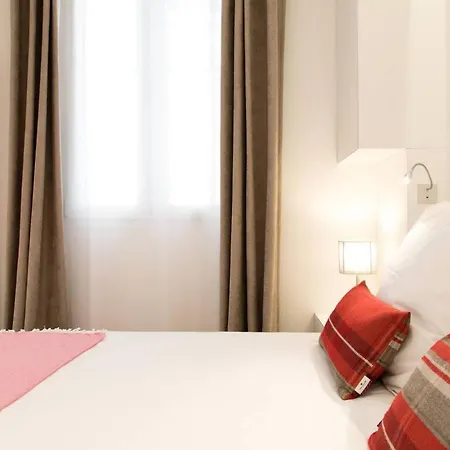 Arc De Triomphe Apartment