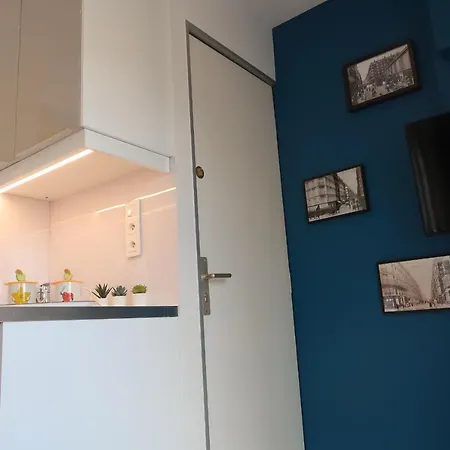 - Coeur Batignolles - Studette 10 M2 - Neuf Paris