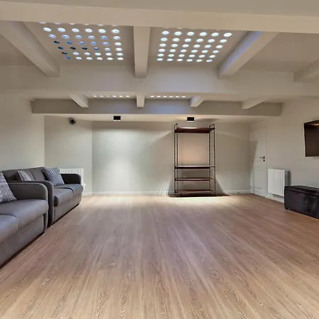 139 - Urban Pretty Duplex In Saint-germain アパート