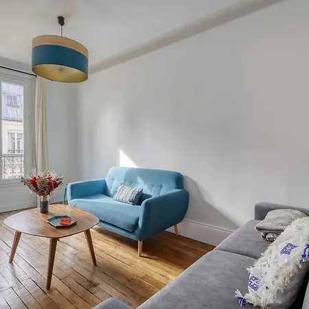 Superb Branded New Flat Of 50sqm -heart Of 9 * Paris