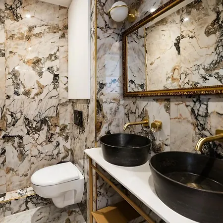 Pick A Flat's In Champs Elysees - Rue Du Colisee Paris