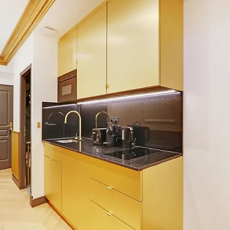 Apartment Pick A Flat's In Champs Elysees - Rue Du Colisee