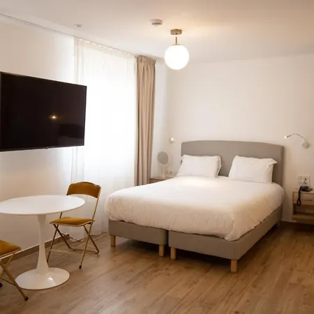 Hotel Les Rebelles 3*