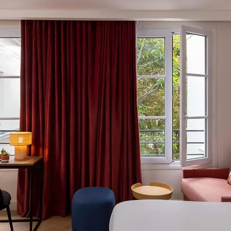 La Canopee Hotel 3*