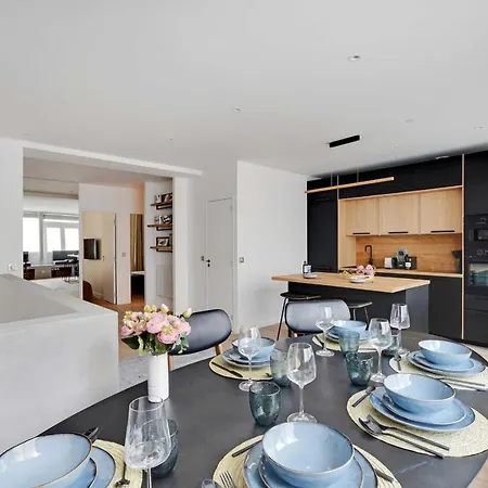 Amazing 2br6p - Sacre Coeur Montmartre Apartment