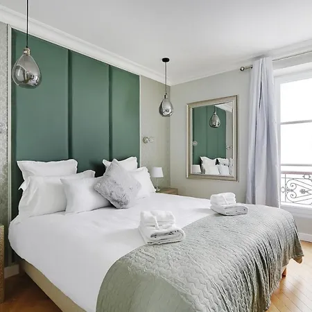 Appartement Pick A Flat's In Montmartre - Rue Lepic *