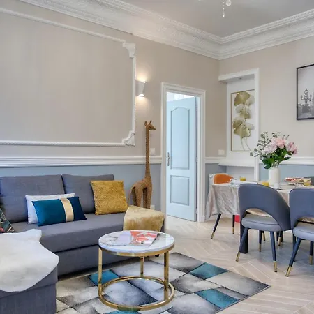 100m2 Avec 3ch - Romantique Centre Appartement