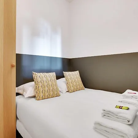 Daire Cozy - 1br-2p -place D 'italie
