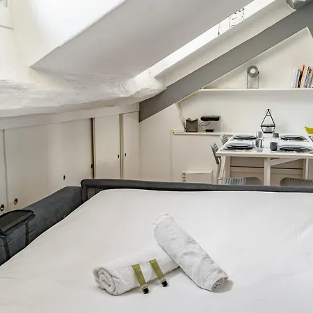 Lovely Studio 5 Min Away From The Louvre Museum - Welkeys شقة