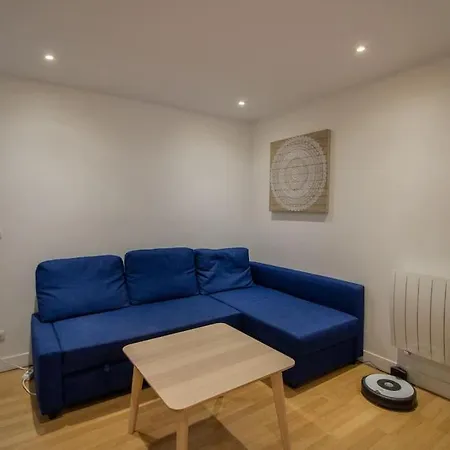 Au Petit Gnolles - 450m Metro - 100m Parc Apartment *