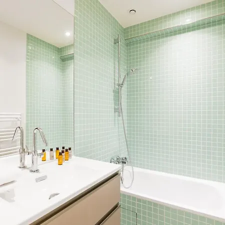 Veeve - The Grand Kaleidoscope Apartment Paris