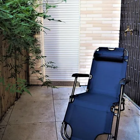 Deux Pieces Avec Terrasse