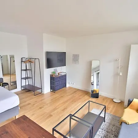 Modern 1br Flat Near Sacre-coeur And Gare Du Nord * Paříž