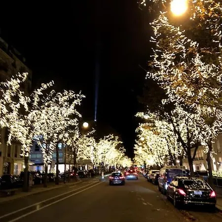 Montaigne Executive * Paris