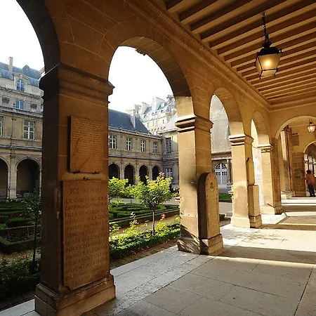 Lovely Le Marais * Parijs