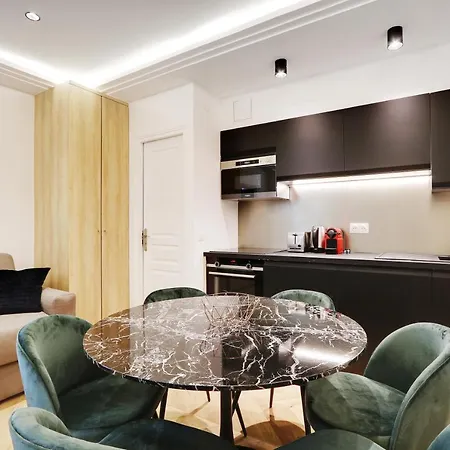 Apartmán Off Majesti Upper Marais Apartment- Rue Du Faubourg Saint-martin