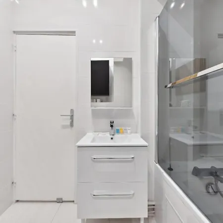 269 Pereire - Superb In Paris