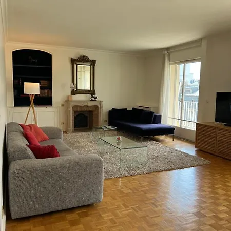 Av Foch Arc De Triomphe Belles Feuilles Appartement Paris