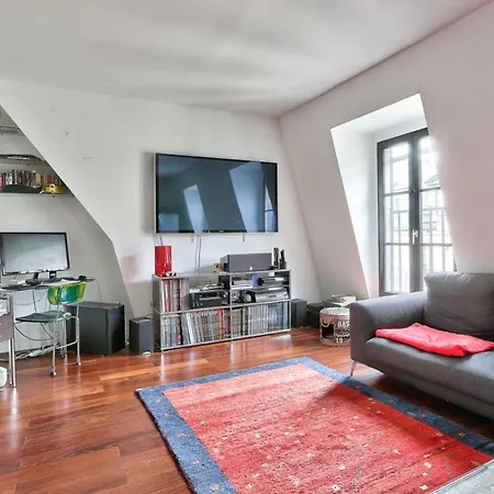 Appartamento Spacious In The Heart Of The Batignolles District Parigi