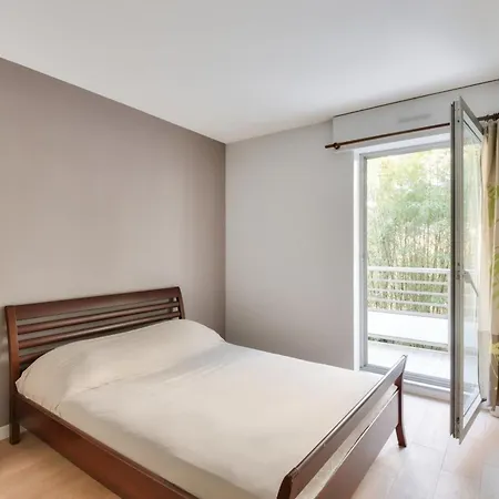 Spacious And Bright - 14 파리