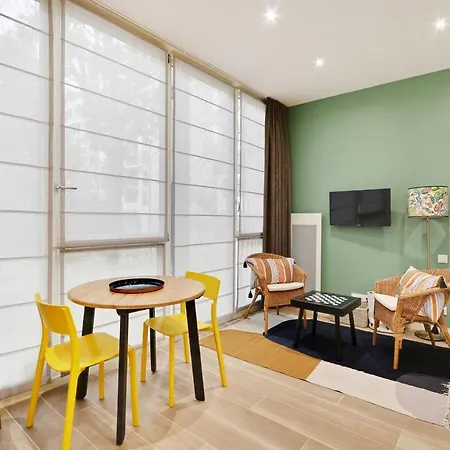 Pick A Flat's Near Eiffel Tower - Allee Marguerite Yourcenar パリ