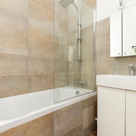 Apartment Quartier Montorgueil Paris