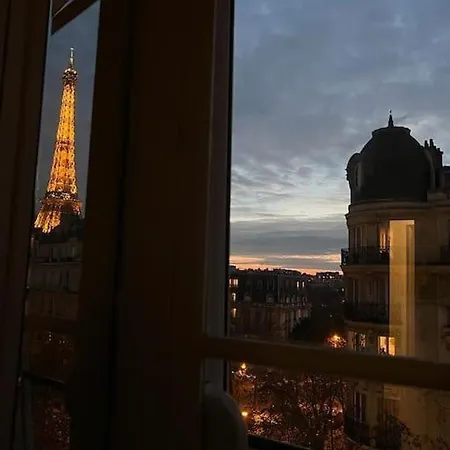 Appartement Studio Vue Tour Eiffel *