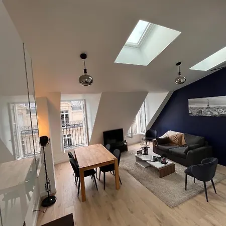 Luxury Elysees Apartment Paris
