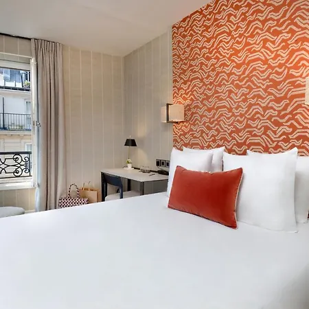 Le Senat Hotell